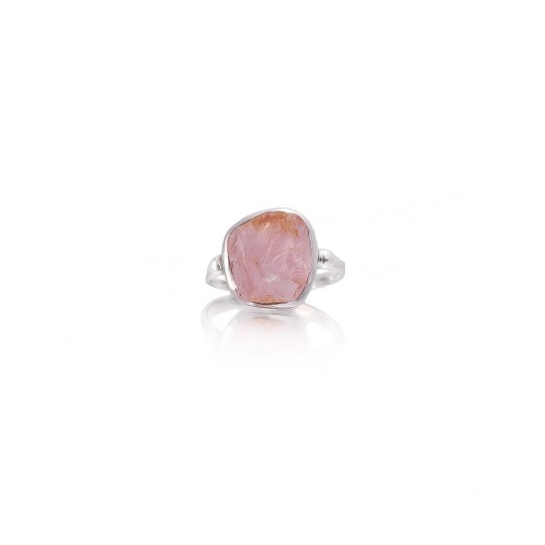 Rough rose quartz ring