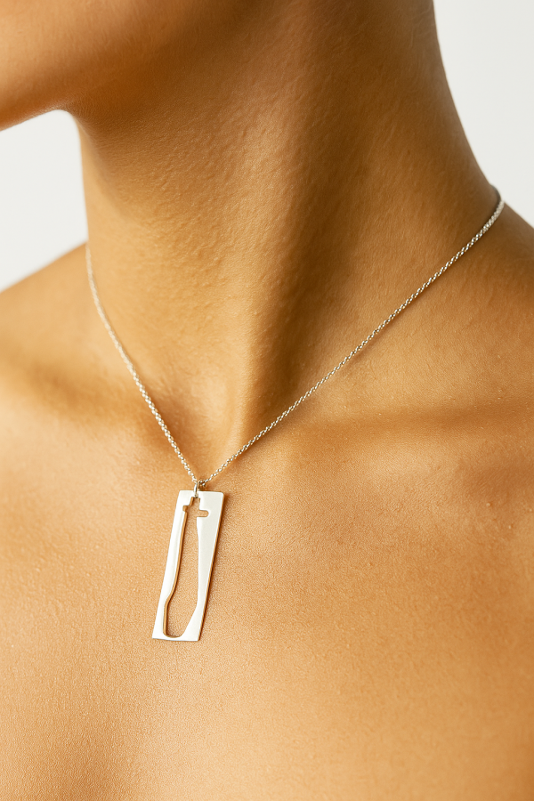 Giraffe cutout necklace